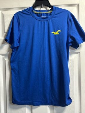 Hollister Royal Blue Tee with Faded Red Print